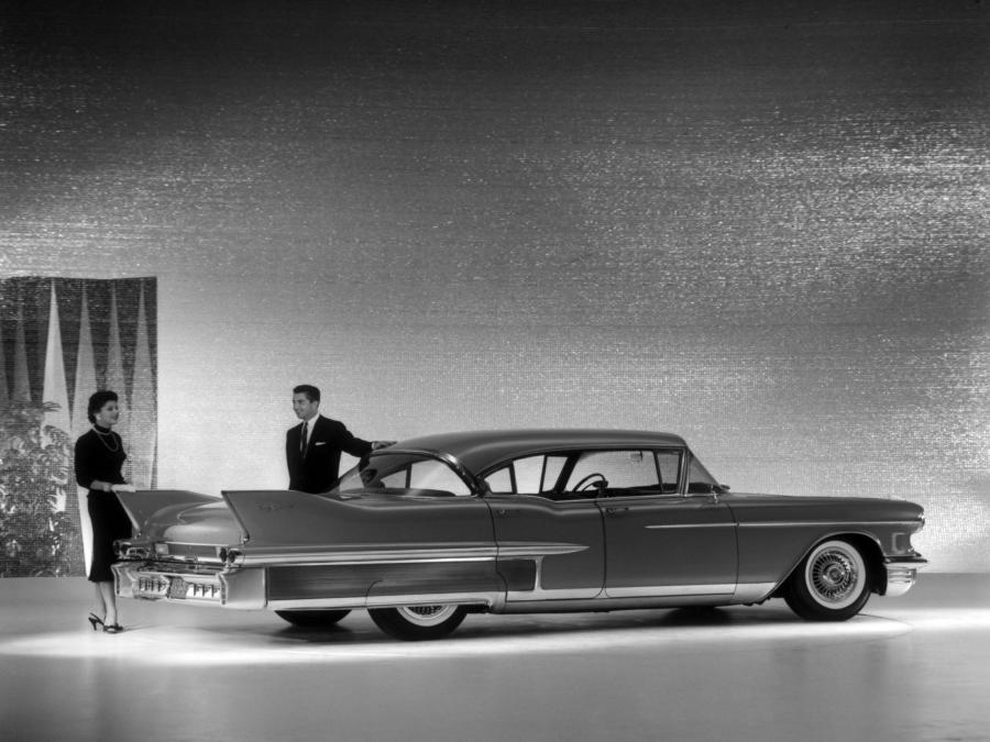  Cadillac Series 60 Fleetwood Special 1958 года  (фото 6 из 6)